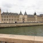 Les quais de Seine et la Conciergerie