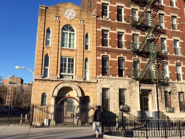 Ancienne synagogue reconvertie en appartement, Houston street. Lower East Side.