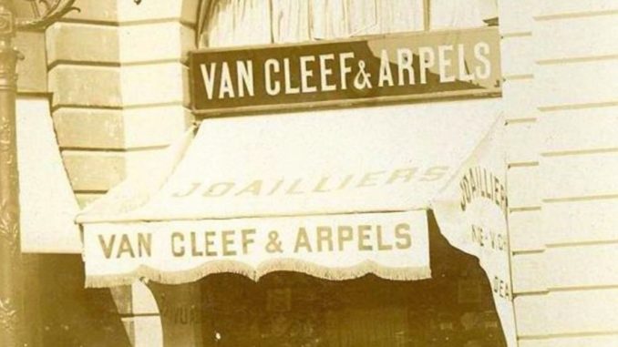 Boutique Van Cleef & Arpels, Place Vendôme, années 30.