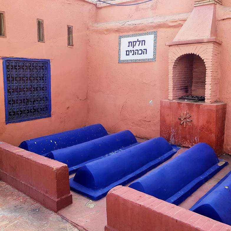 Cimetière Juif de Marrakech, les tombes de Cohanim