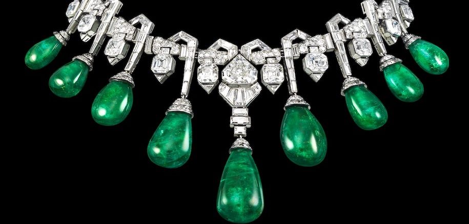 Van Cleef et Arpels, une histoire d'amour et de haute joaillerie Place Vendôme